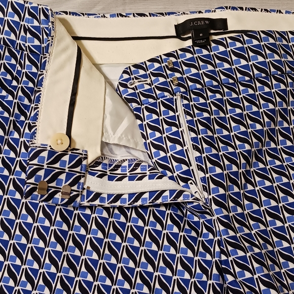 J Crew Womens Sz 6 Blue Black White Wave Abstract Design Capri Pants Style A2108 - Picture 3 of 9